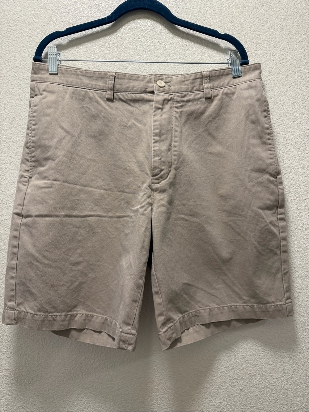 Vineyard Vines Khaki Club Shorts